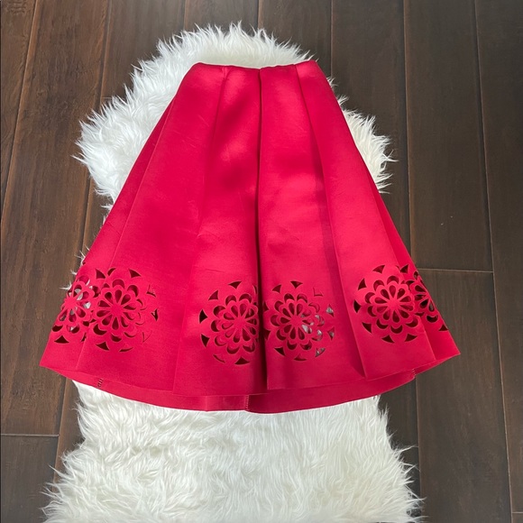 Cute Tulip Midi Skirt - Picture 3 of 5